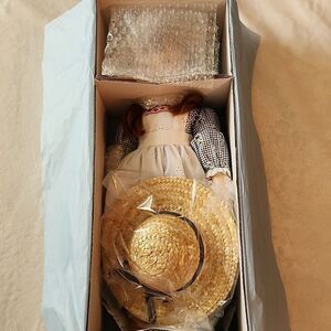 NIB Delafield Limited Edition 1999 Vintage Katie Porcelain Doll